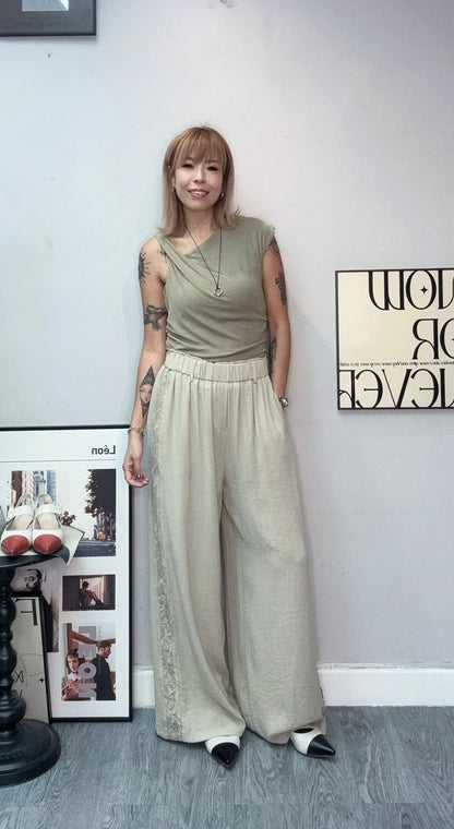Side pleated sleeveless #00765