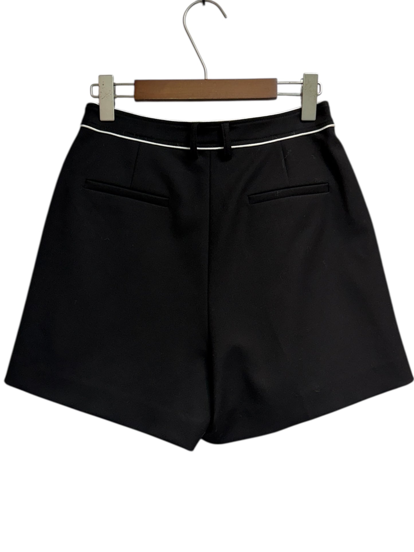 (-20% off) white line shorts