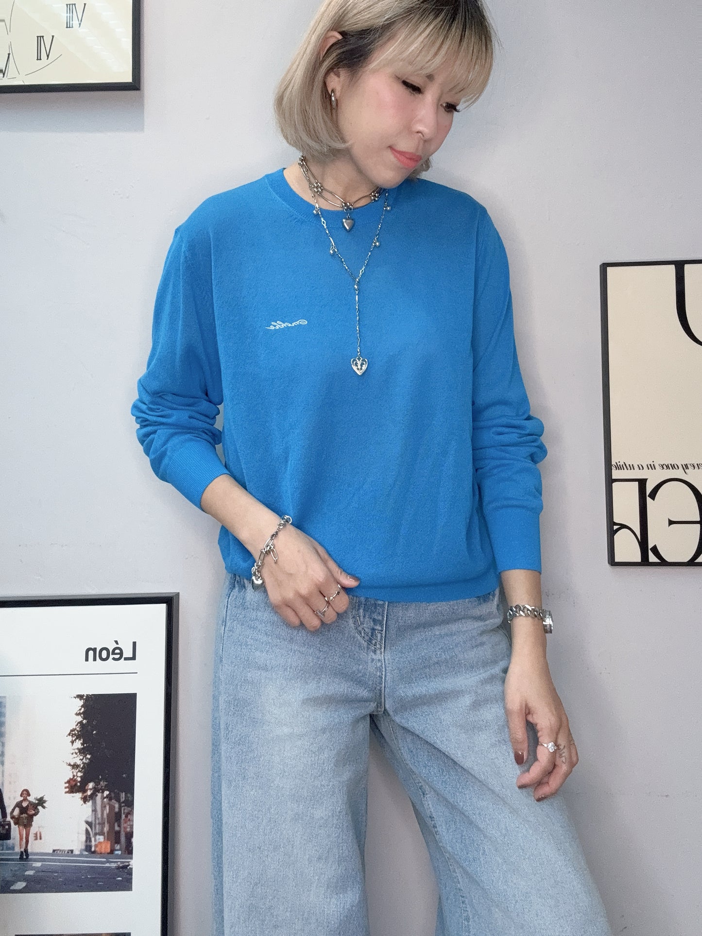 Round neck white logo knit top #00343