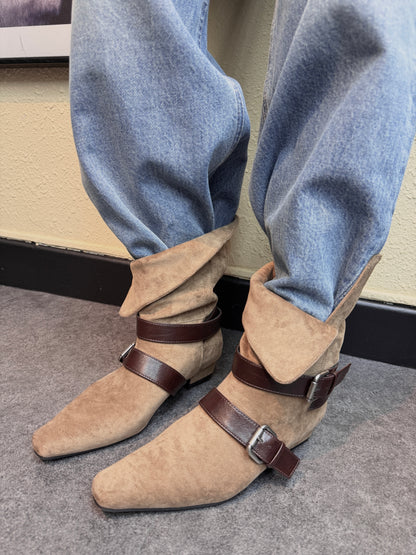 End point suede ankle boot