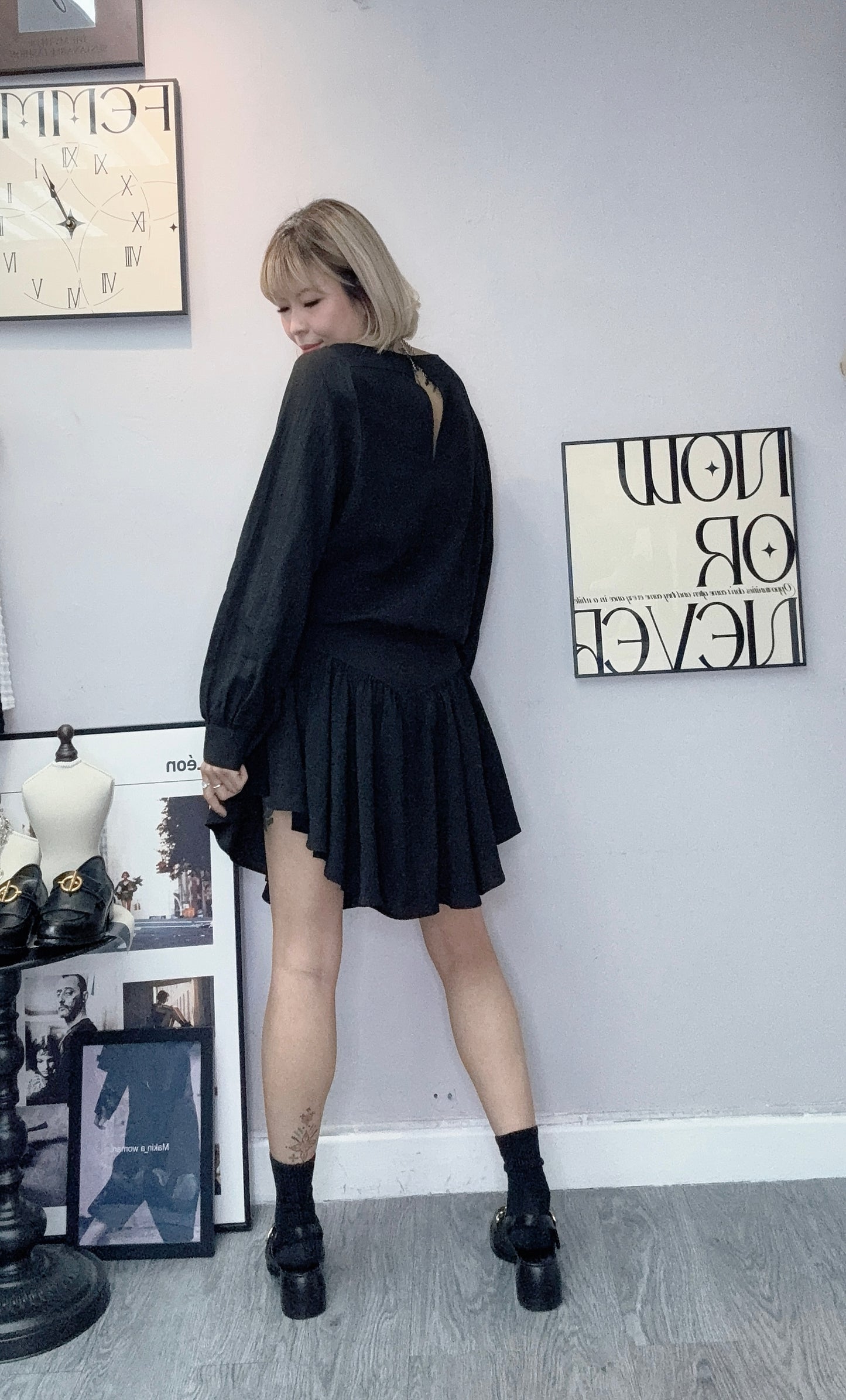 （🏷️-40%)Curved hemline short one piece #00351