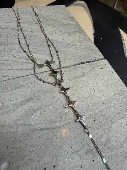 Straight star necklace