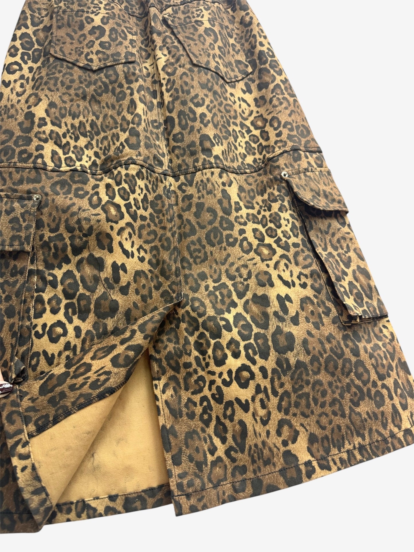 Leopard print skirt