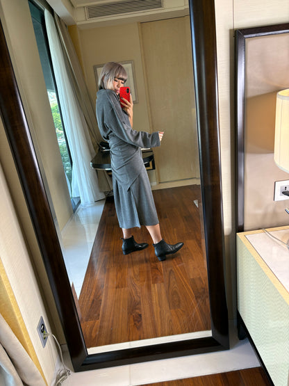 Stand collar plain one piece with scarf