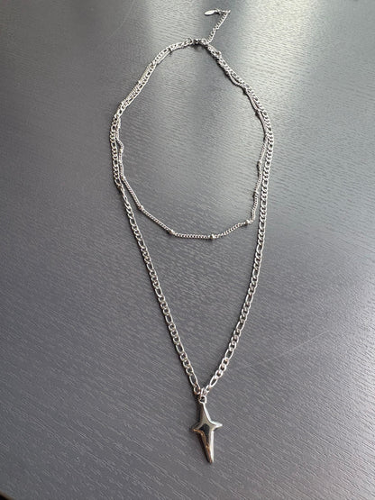 Star shaped two in one necklace
