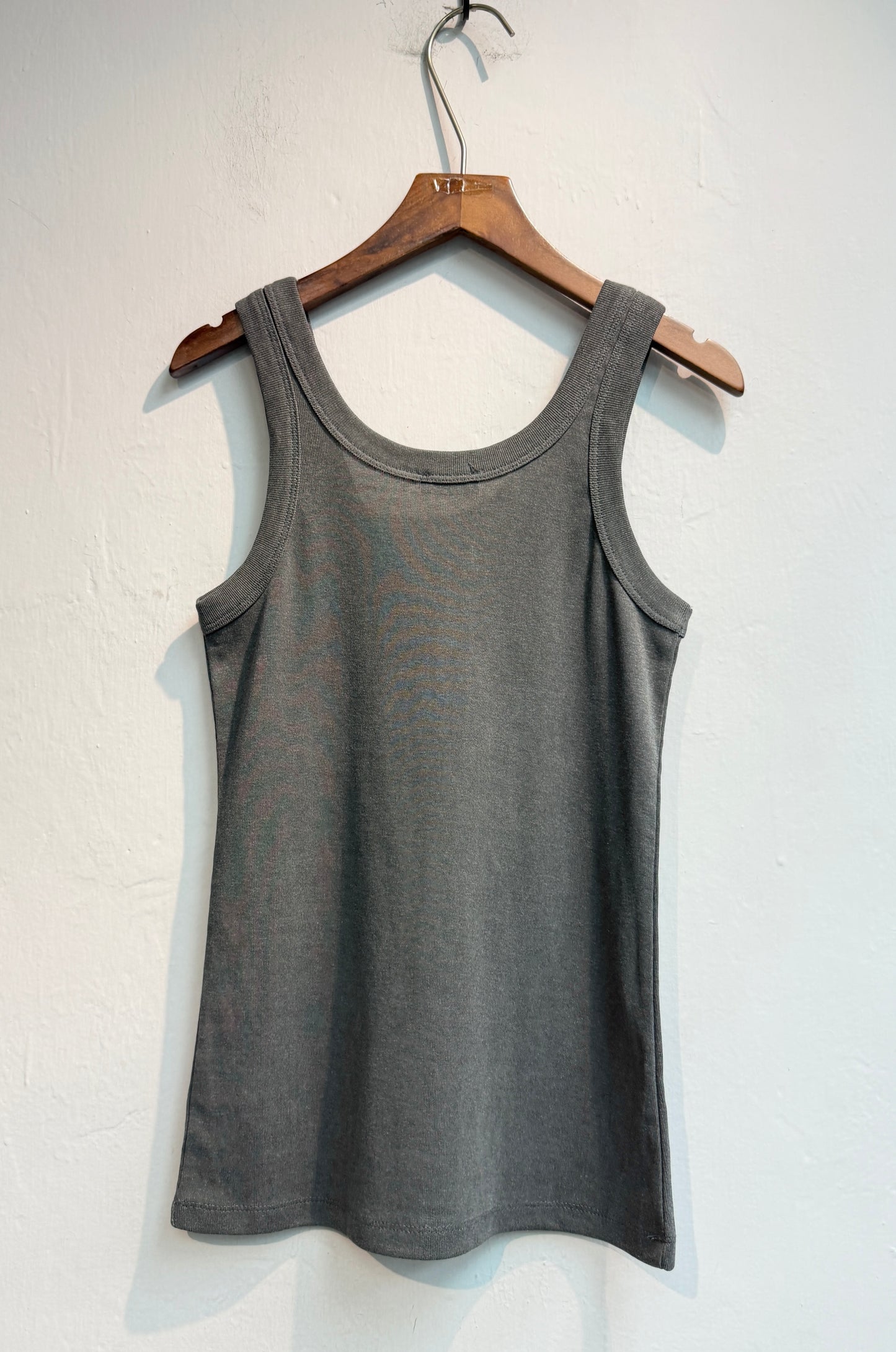 (-20%)Front buttons plain tank #00779