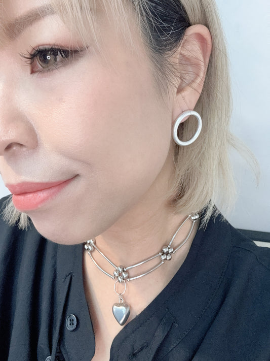 Circle shape earrings