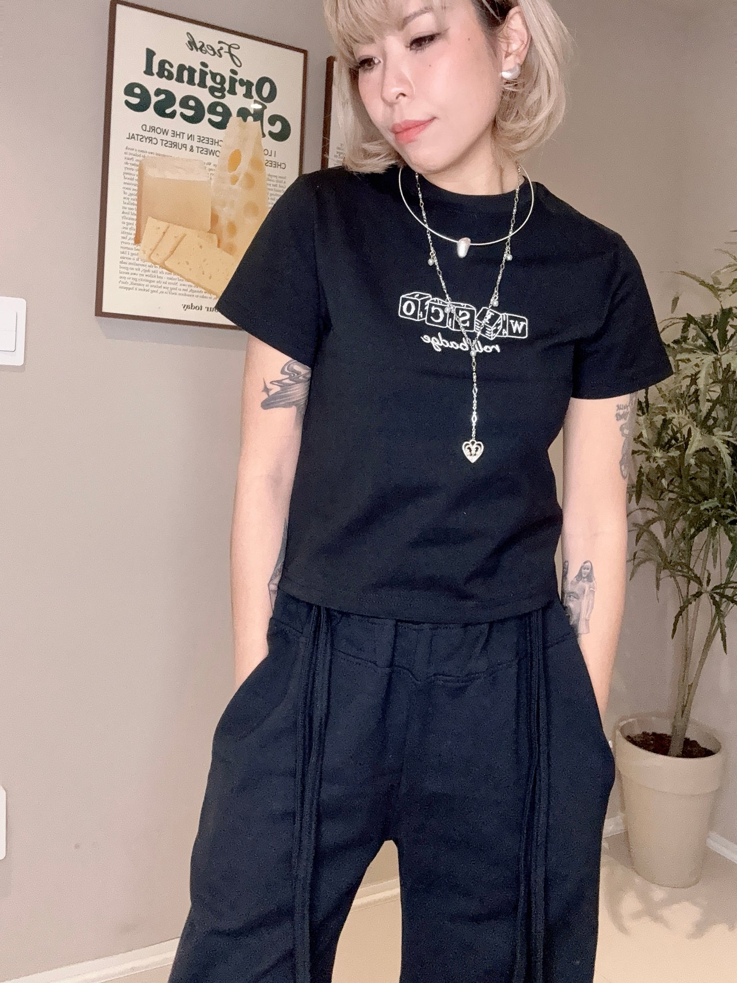 Embroidery dice tee #00371