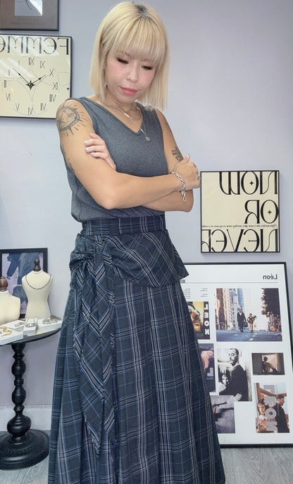 Grid skirt