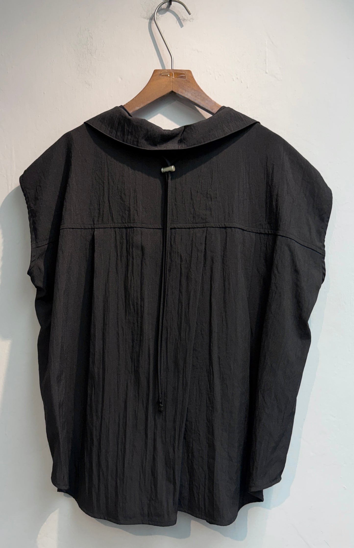 👍🏼Back rope front ruffle  shirt #00740