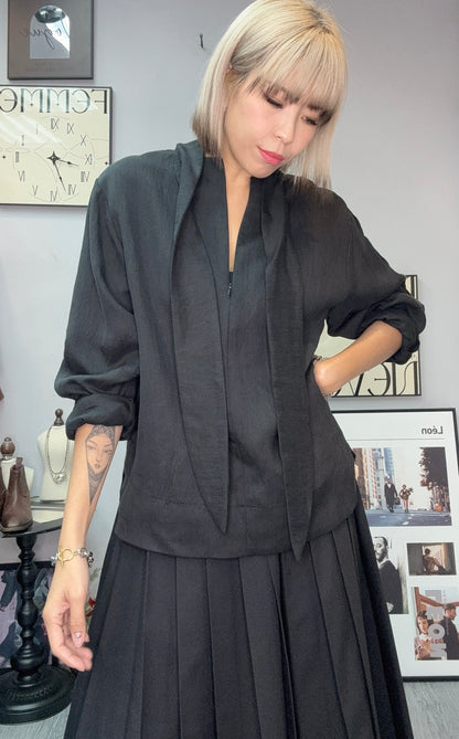 Stand tie collar blouse