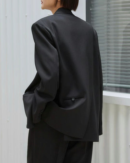 Back overlap blazer