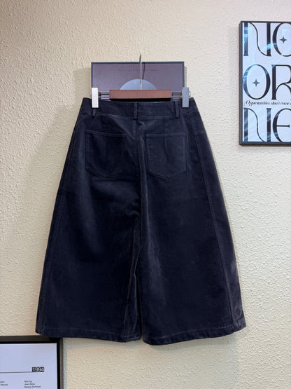 Velvet capri pants #01029
