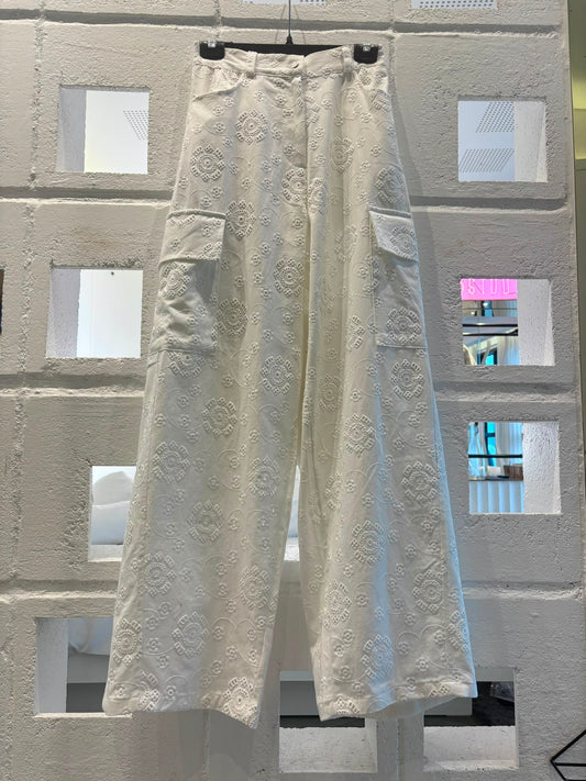 Embroidery back elastic cargo pants #00814