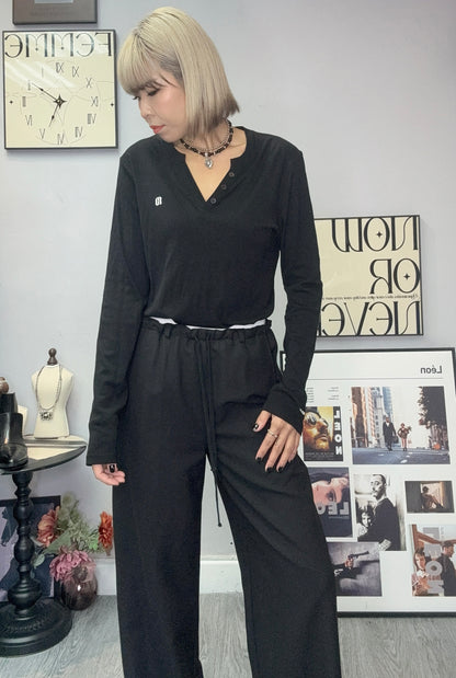 V neck embroidered logo top