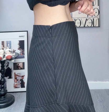 Striped a shaped skirt #00819