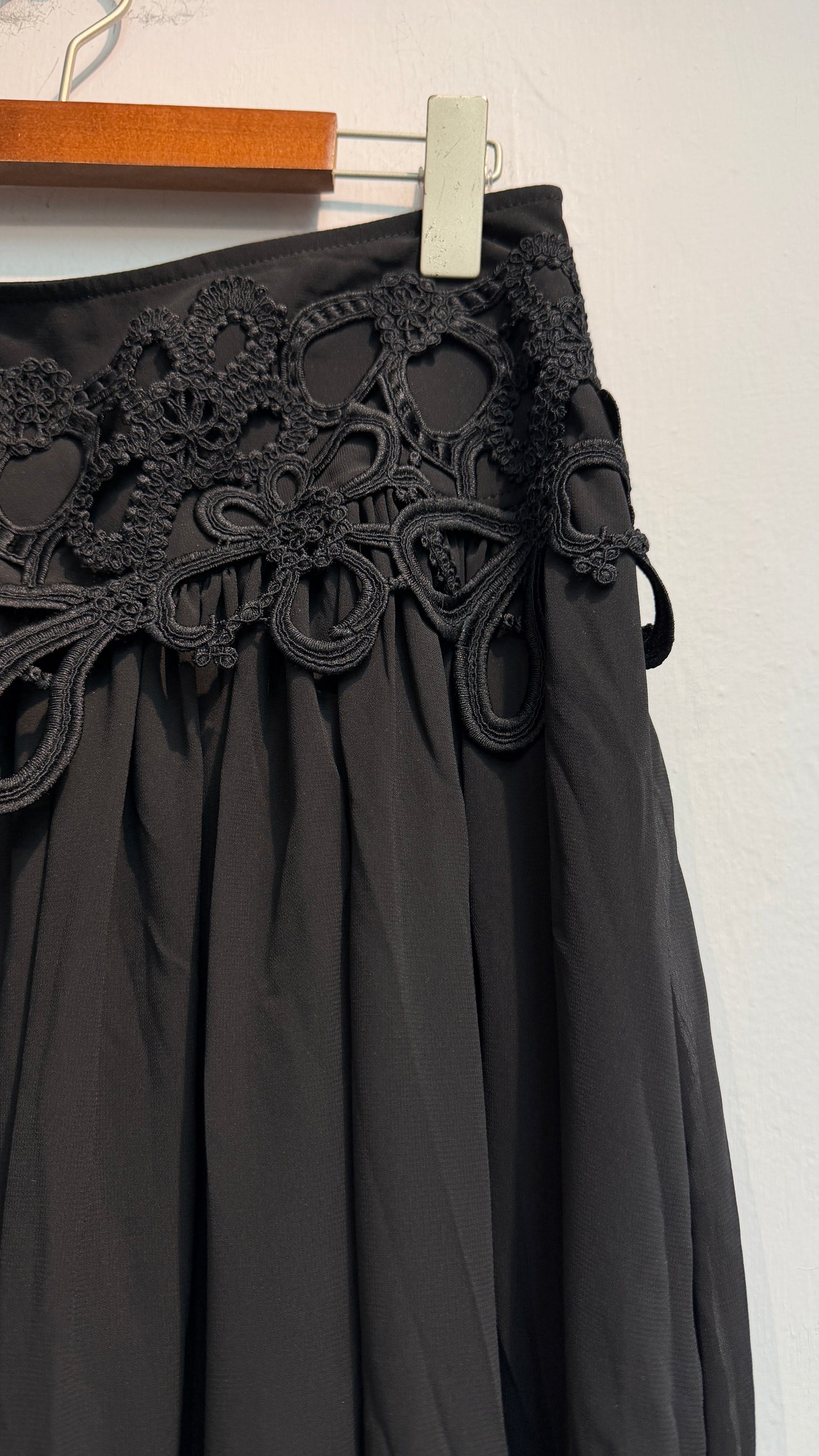 Embroidery waist chiffon skirt #00689