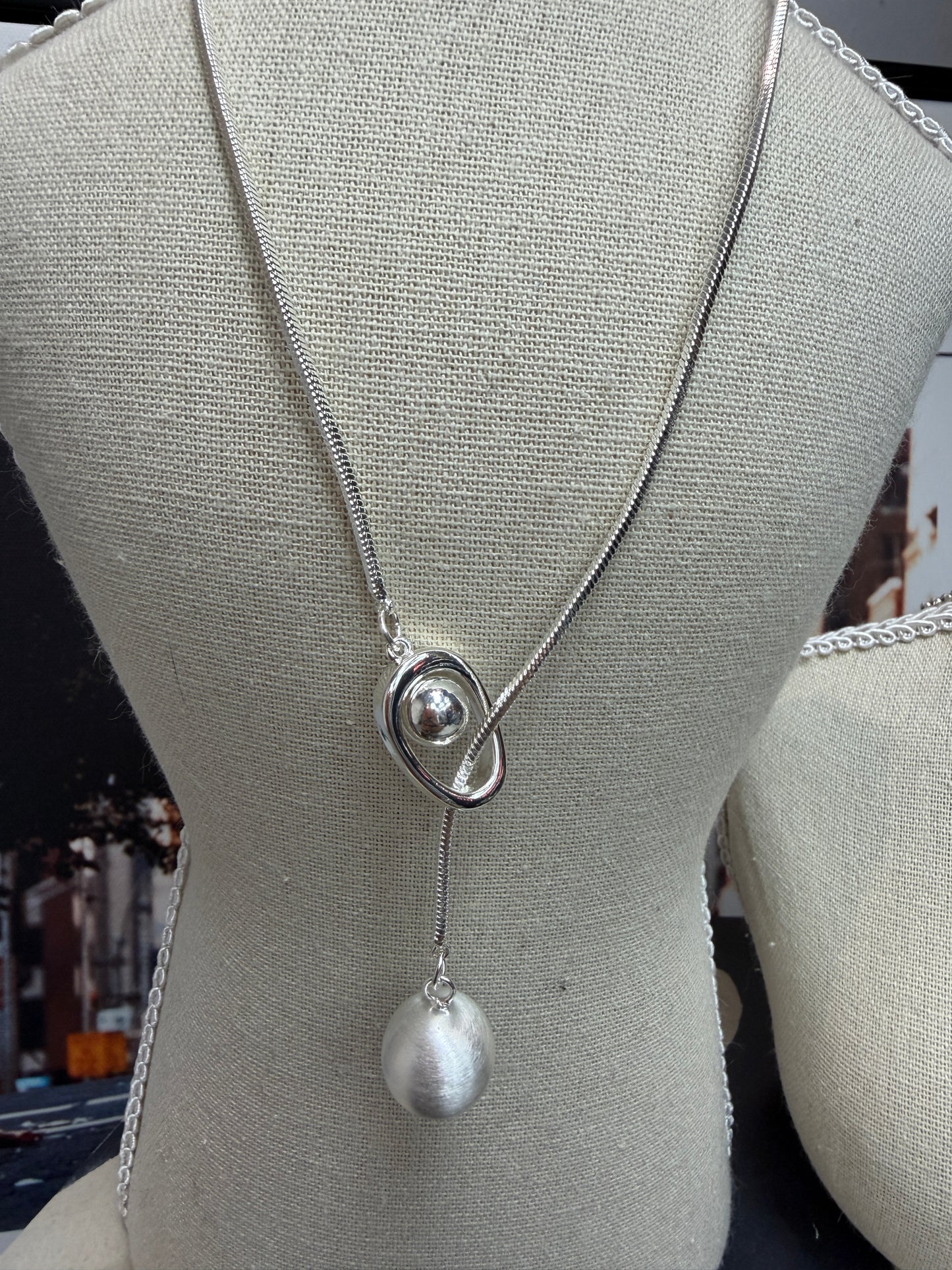 Matte beads long necklace