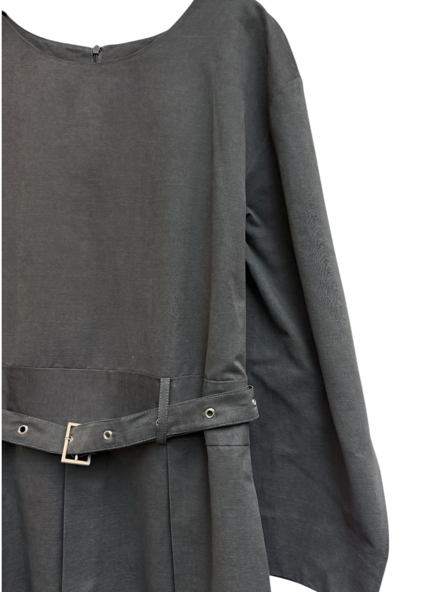 Plain 3D sleeves short dress