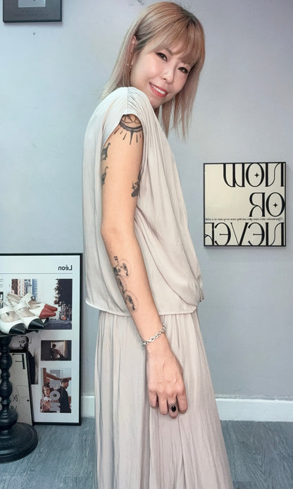 Puff hem silky cap sleeves top #00750