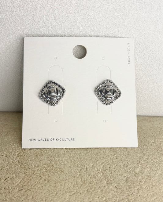 Lozenge earrings