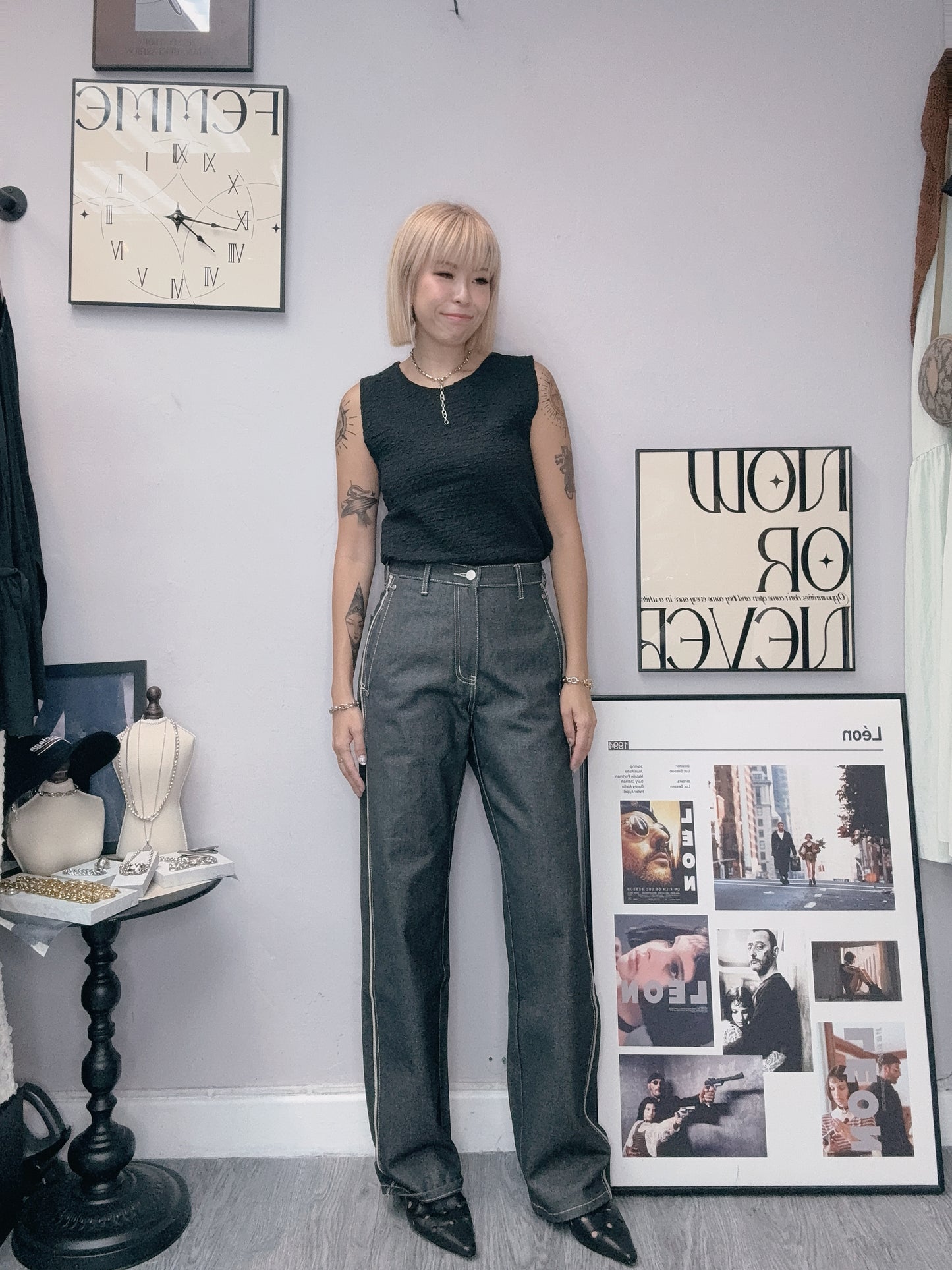 Big sale~~~white side jeans