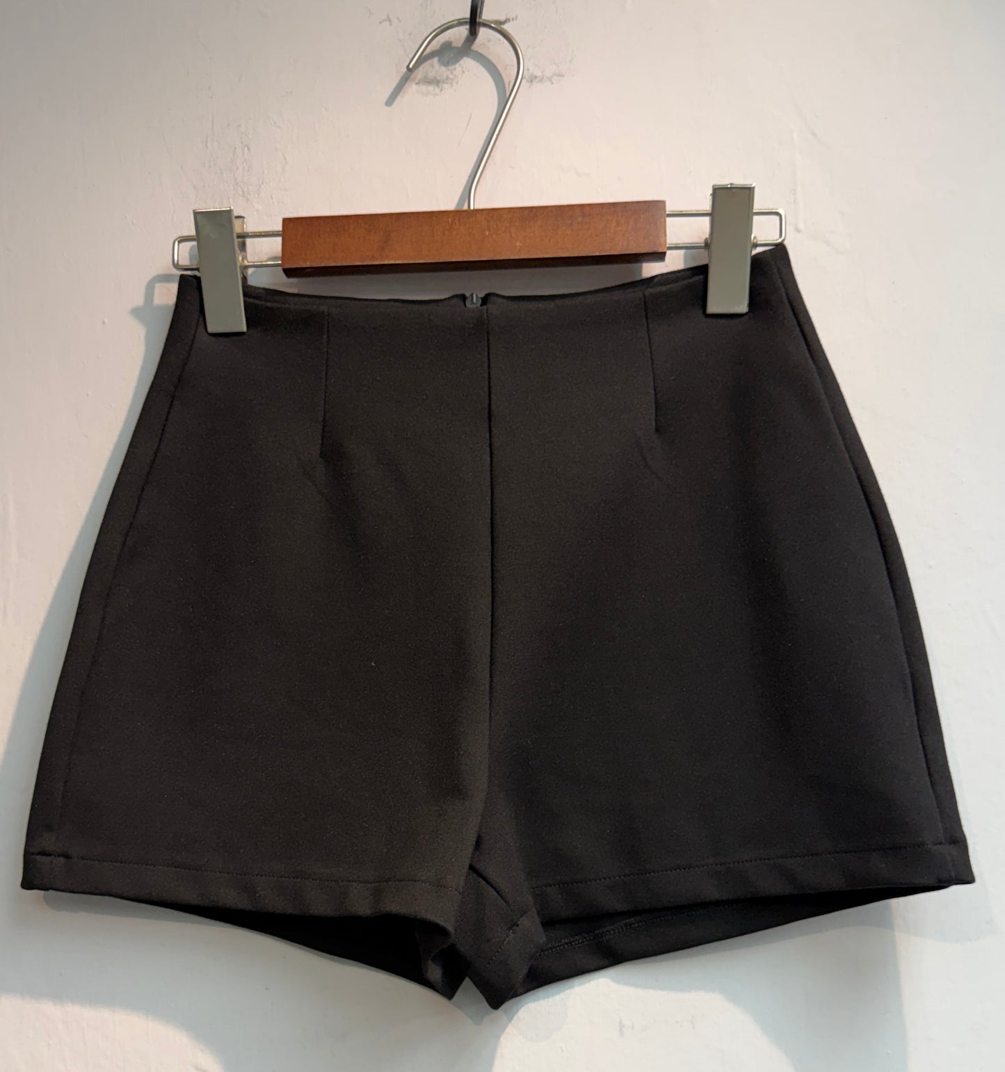 Plain short #00755
