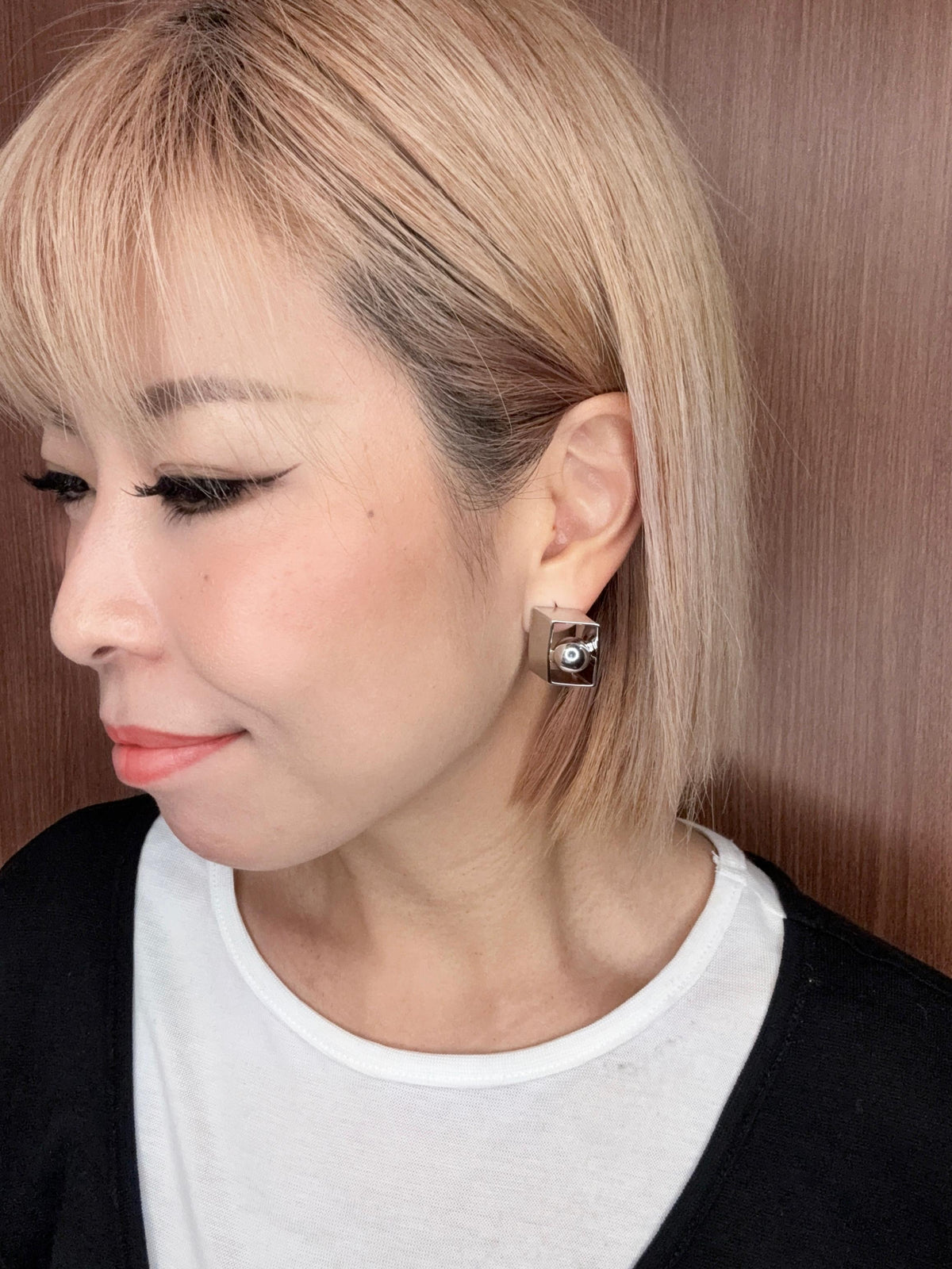 Cube frame with sphere stud earrings #ass012