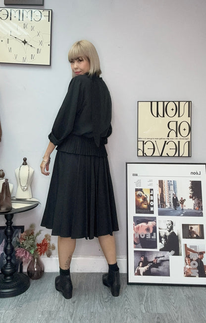 Stand tie collar blouse