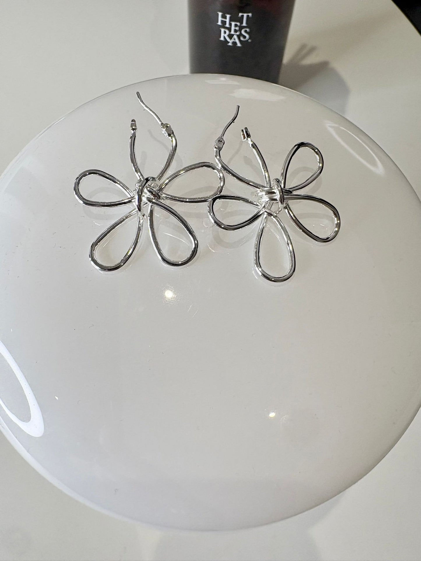 Petal-shaped earrings