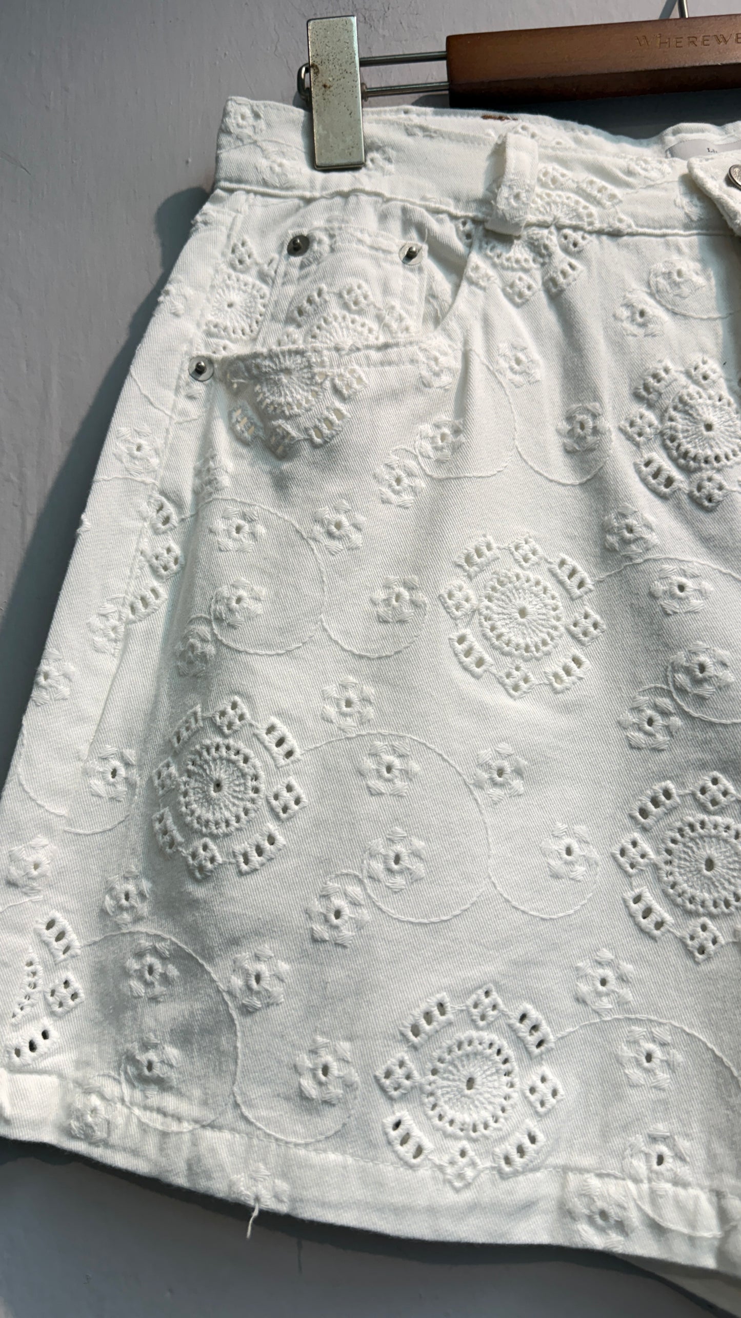 Embroidery shorts #00643
