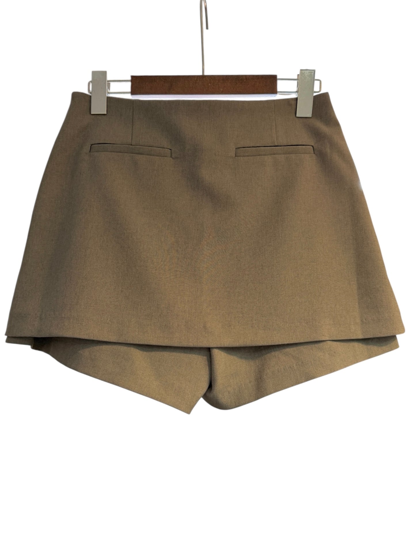 Front two buckle skort #00313