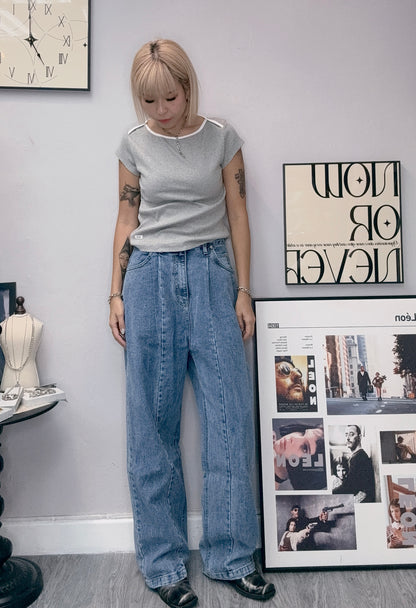 Big sale~~~Back tag Jeans