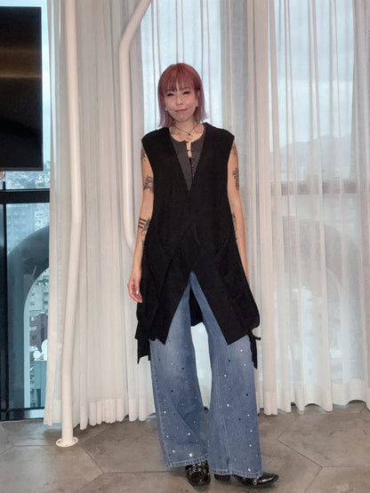 Deep V sleeveless outer #00813