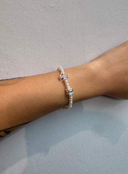 Mini pearl cross elastic bracelet