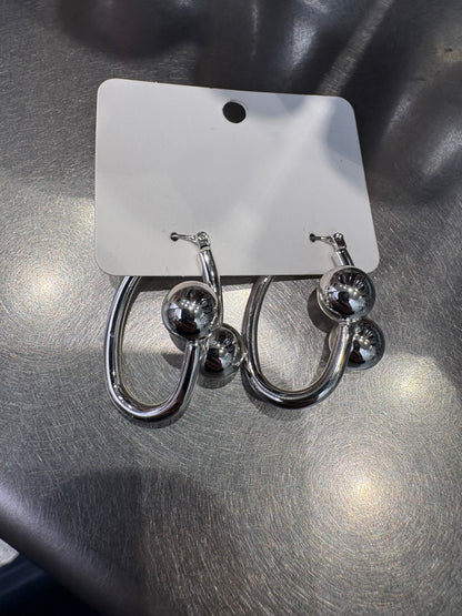 Two balls earrings