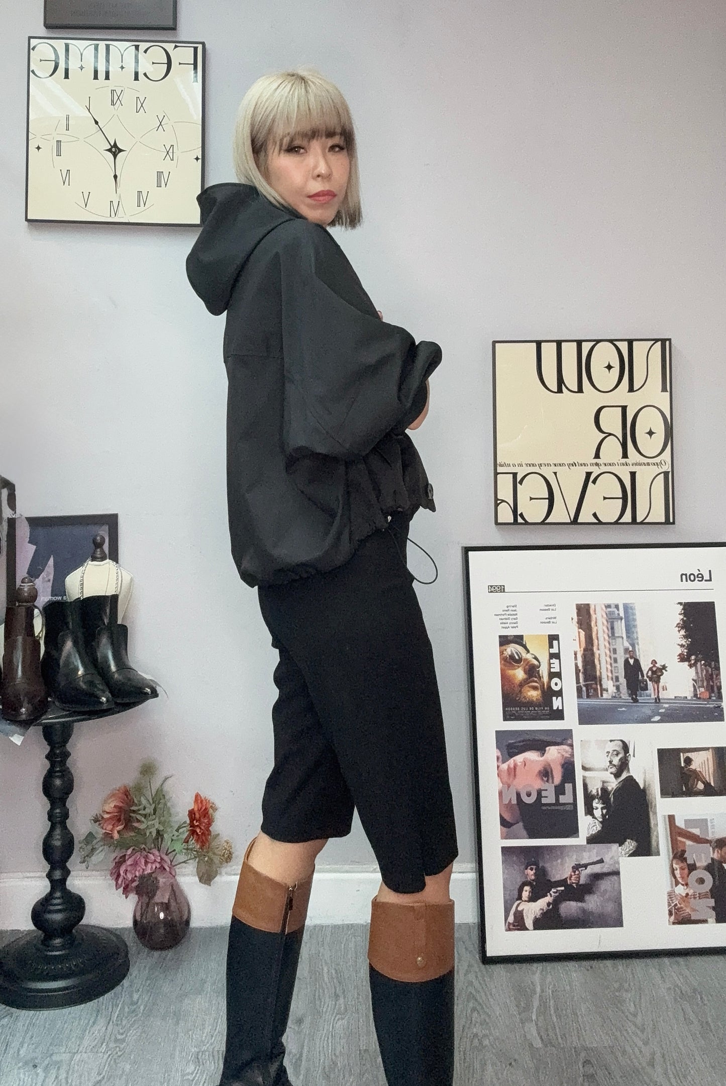 With hat short trench coat