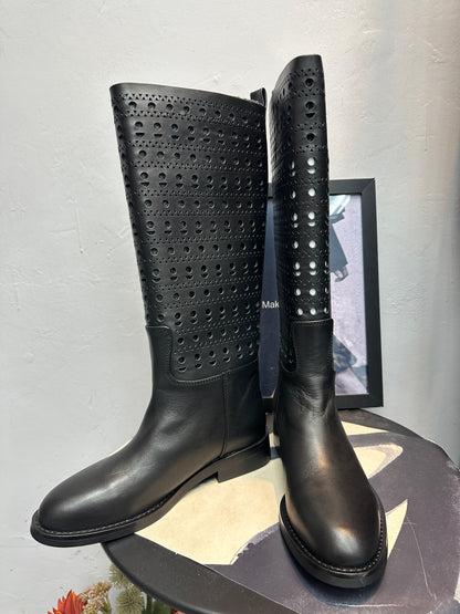 Calf leather boot