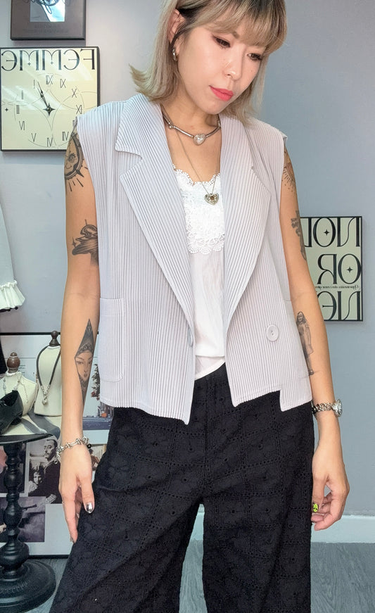 Pleated vest outer #00501