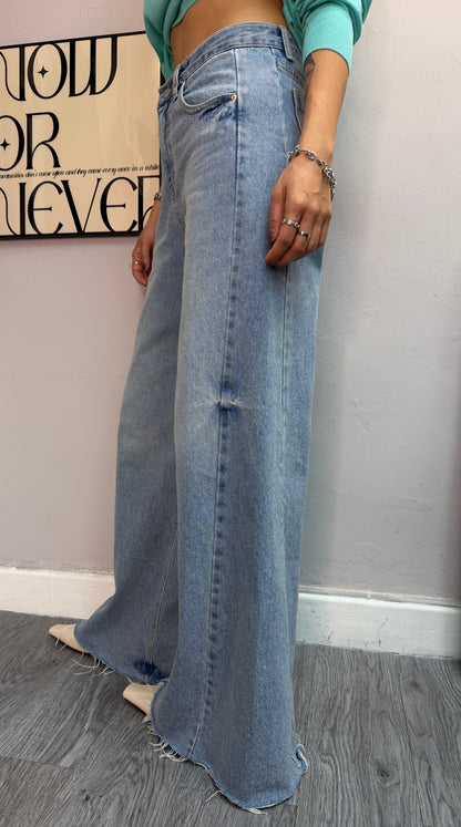 Wide leg cut off jeans #00347
