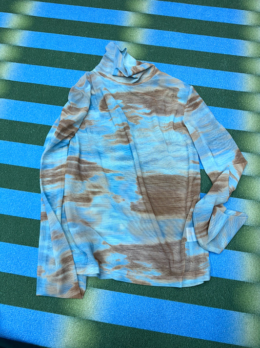 Tie-dye base tee