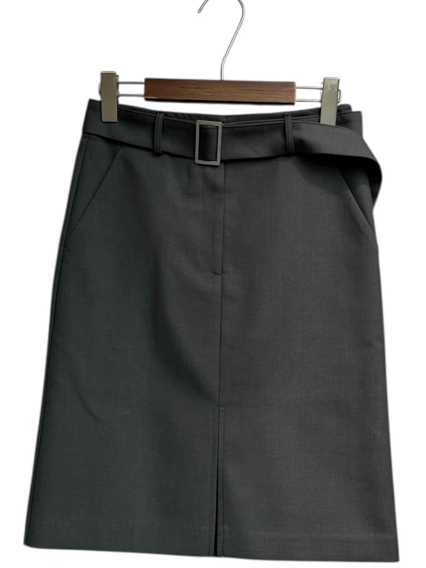 With belt skirt #00253