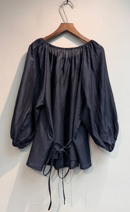 Subtle pattern puff sleeves blouse #00826