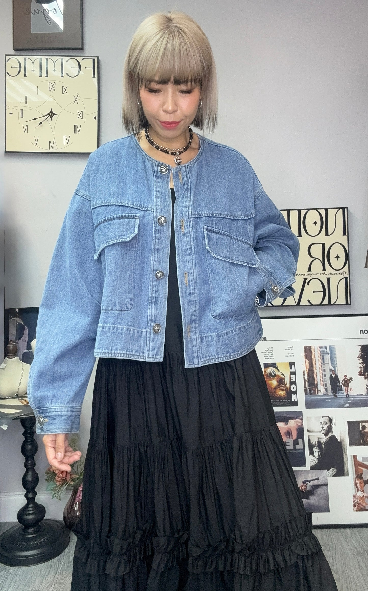 Take off collar denim jacket