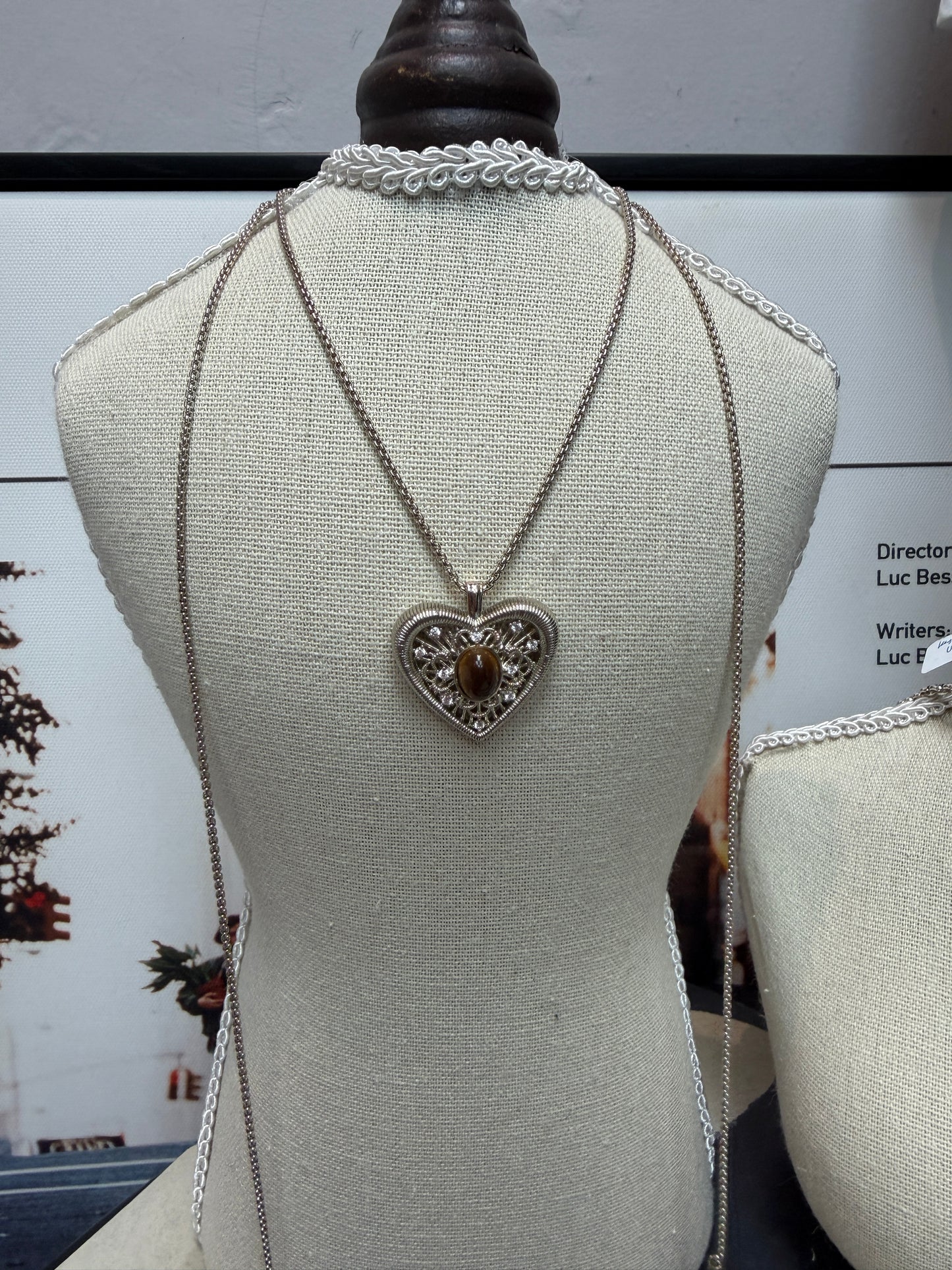 Heart shape embroidery long necklace