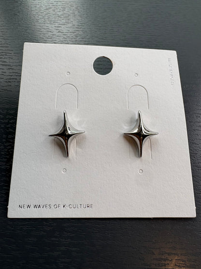 Star shaped earrings