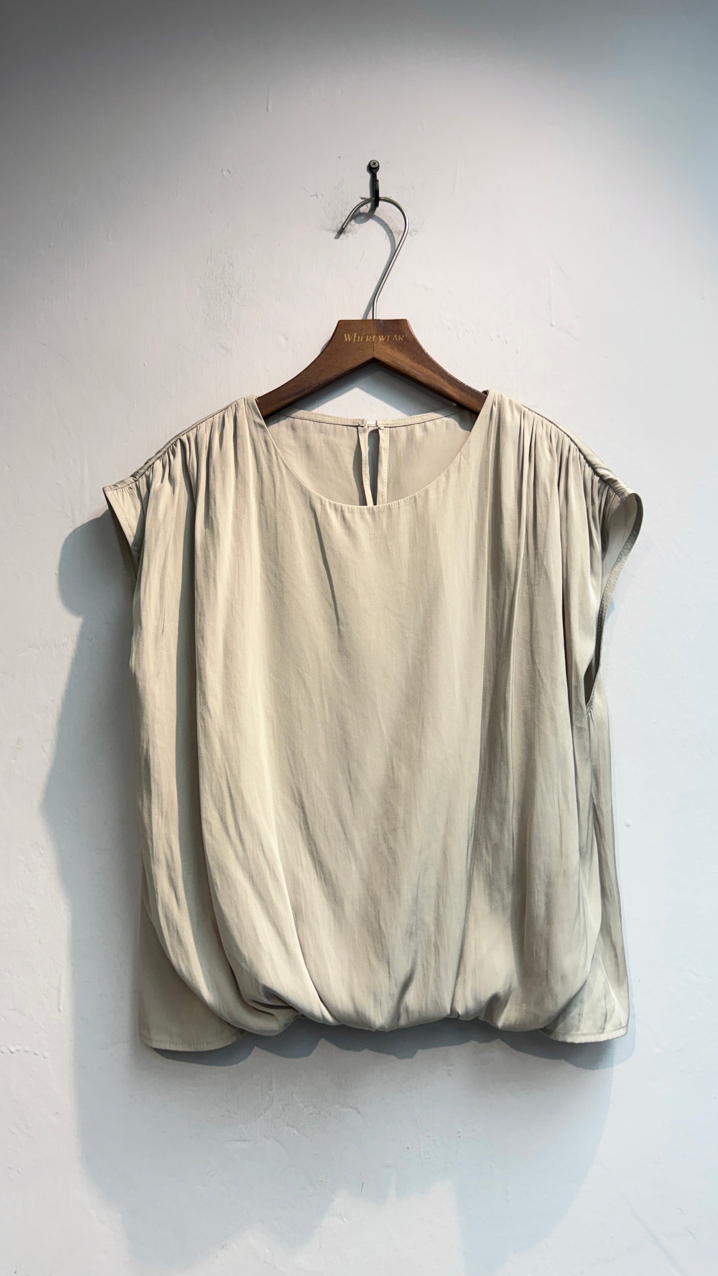 Puff hem silky cap sleeves top #00750