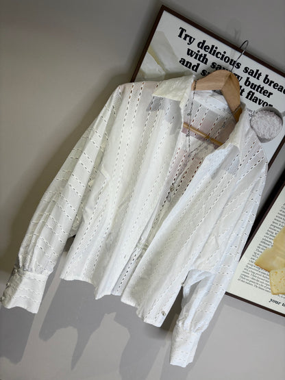 Embroidery cutting shirt