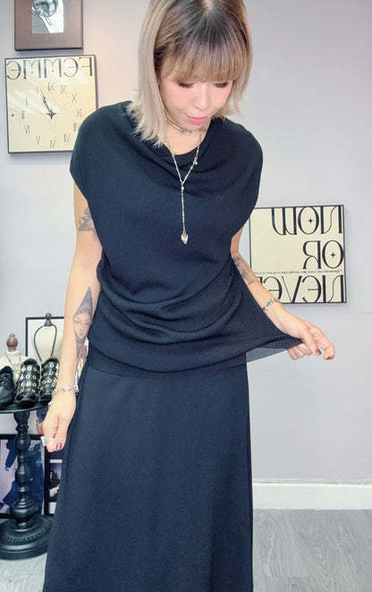(🏷️-30%）Cowl neck knit top X skirt set #00450