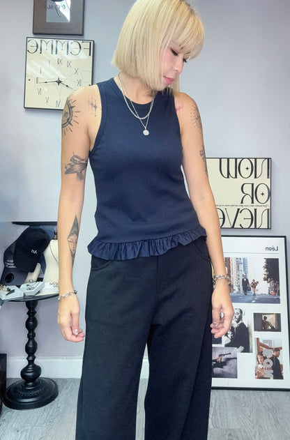 Ruffle hem vest